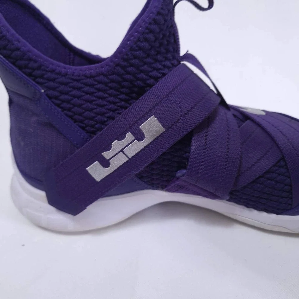 Nike LeBron Soldier 12 XII‎ SFG Purple Silver Basketball Shoes Sz 13.5 Sneakers